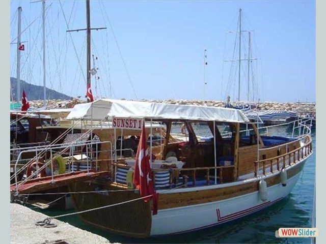 Enjoy a Boat Trip from the Harbour